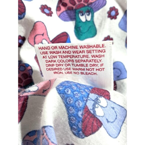Vintage Ozark Scrub Top Cartoon Mushroom Print V-Neck Made in USA 100% Cotton 90 - Picture 3 of 10